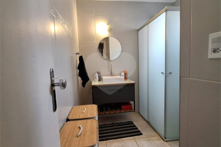 Casa à venda com 3 quartos, sendo 1 suíte, no condomínio Smallville, São Paulo - SP