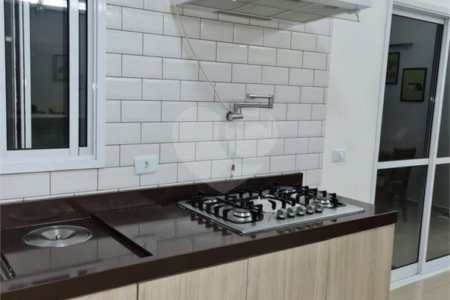 Casa à venda com 3 quartos, sendo 1 suíte, no condomínio Vale da Santa Fé, Vinhedo - SP