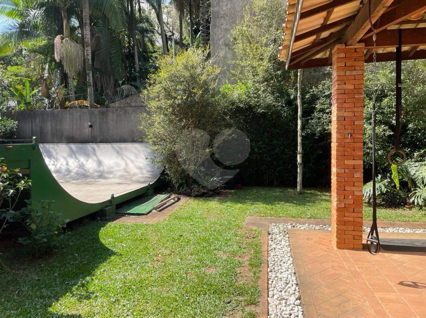 Casa à venda com 4 quartos, sendo 1 suíte, em Vila Morumbi, São Paulo, SP