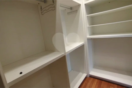 Á venda Apartamento Alto Padrão 5 suítes / 8 vagas 522m² Vila Nova Conceição