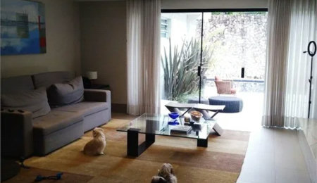 Casa à venda com 4 quartos, sendo 3 suítes, em Vila Tramontano, São Paulo, SP