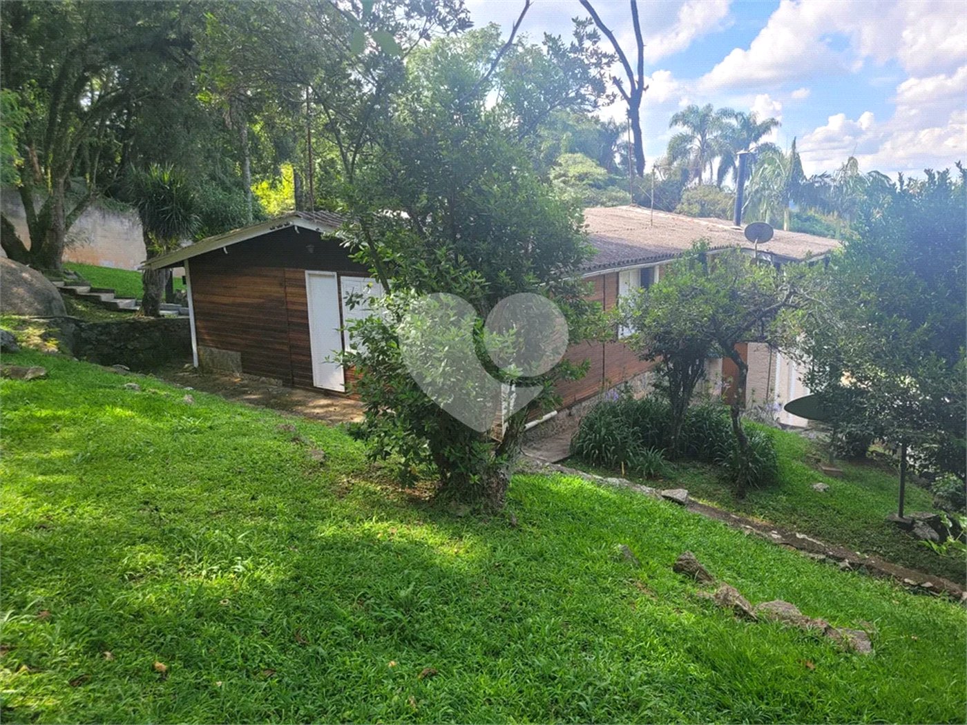 Sítio à venda com 6 quartos, sendo 3 suítes, em Serra da Cantareira, Mairiporã, SP
