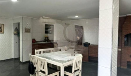 Sobrado à venda com 3 quartos, sendo 2 suítes,  em Vila Maria Alta, São Paulo, SP