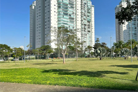 Apartamento à venda com 3 suítes em Água Branca, São Paulo, SP