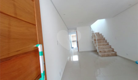Sobrado à venda com 3 quartos, sendo 1 suíte,  em Campo Grande, São Paulo, SP