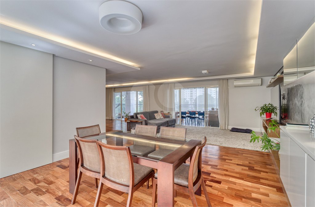 Apartamento à venda com 4 suítes em Alto da Boa Vista, São Paulo, SP