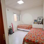 Sobrado à venda com 3 quartos, sendo 1 suíte,  em Jardim Leocádia, Sorocaba, SP