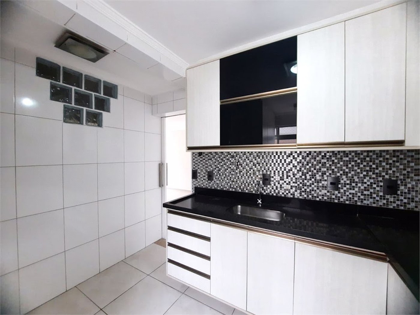 Apartamento à venda, 72 m² por R$ 309.000,00 - Vila Júlia - Guarujá/SP