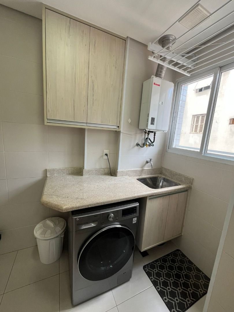 Apartamento com 3 dormitórios à venda, 82 m² por R$ 990.000,00 - José Menino - Santos/SP