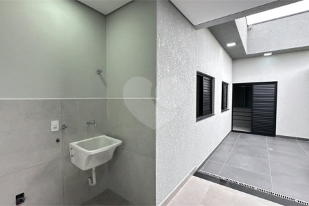 Casa à venda com 3 quartos, sendo 1 suíte, em Jardim Bom Sucesso, Indaiatuba, SP