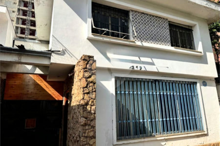 Sobrado à venda com 4 quartos em Brooklin, São Paulo, SP