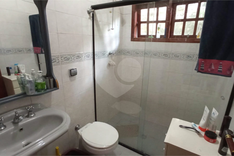 Sobrado à venda com 3 quartos, sendo 1 suíte, em Vila Paulicéia, São Paulo, SP