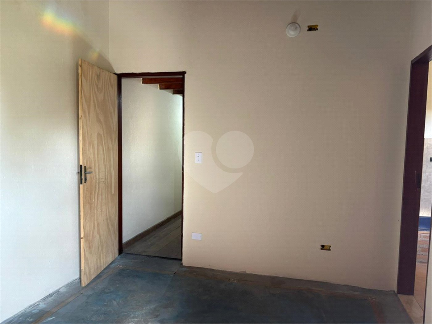 Sobrado à venda com 3 quartos, sendo 2 suítes, em Vila Correa, Ferraz de Vasconcelos, SP