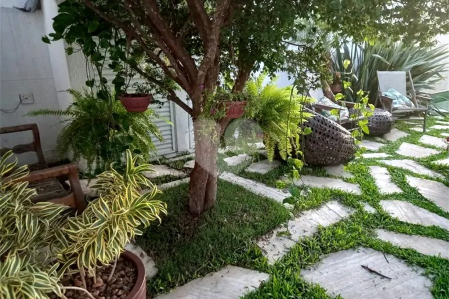 Sobrado à venda com 2 suítes em Jardim Virginia Bianca, São Paulo, SP