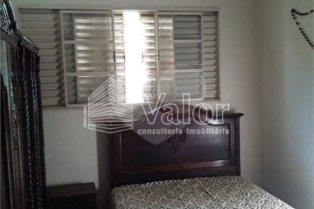 Casa Térrea à Venda