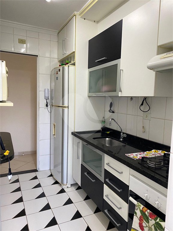 Apartamento à venda com 3 quartos em Vila dos Remédios, São Paulo, SP