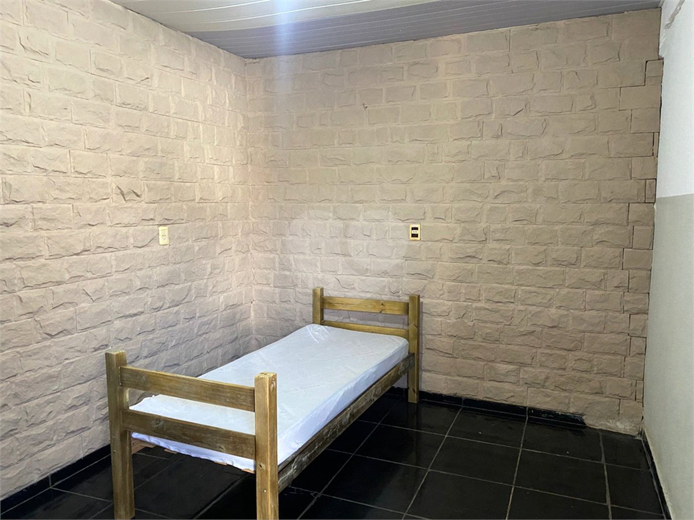 Casa à venda ou para alugar com 10 quartos no Centro, Ponta Porã, MS