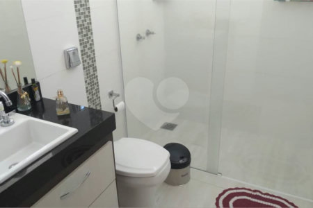 Casa à venda com 3 suítes no condomínio Damha III, São Carlos - SP