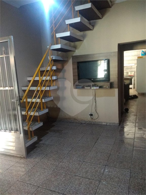 Sobrado à venda com 3 quartos em Jardim Acácio, Guarulhos, SP