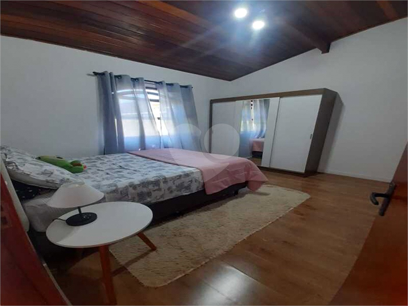 Chácara à venda com 3 suítes em Pavão (canguera), São Roque, SP