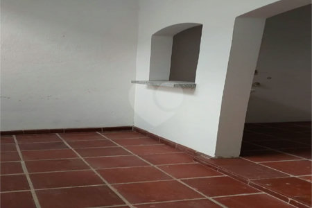 Sobrado à venda com 3 quartos, sendo 2 suítes, em Vila Paulicéia, São Paulo, SP