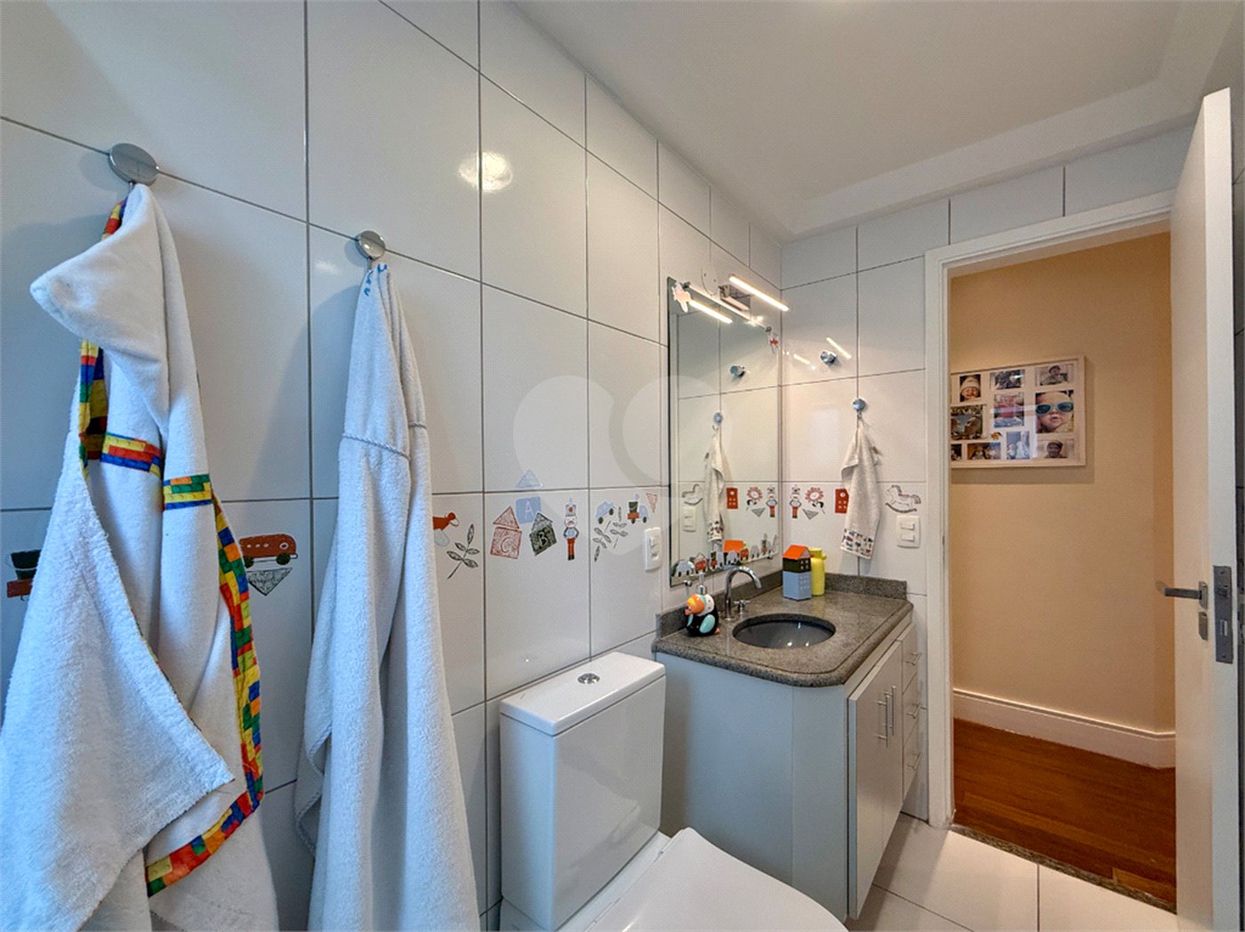 Apartamento à venda com 3 suítes em Campo Belo, São Paulo, SP