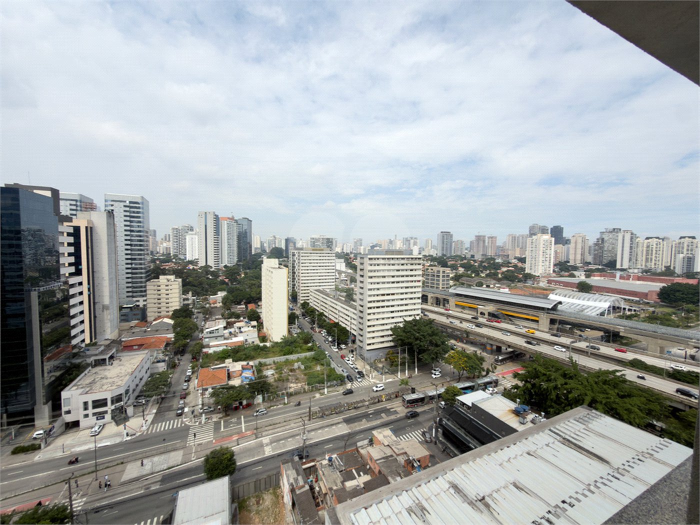 Apartamento à venda com 1 suíte em Cidade Monções, São Paulo, SP