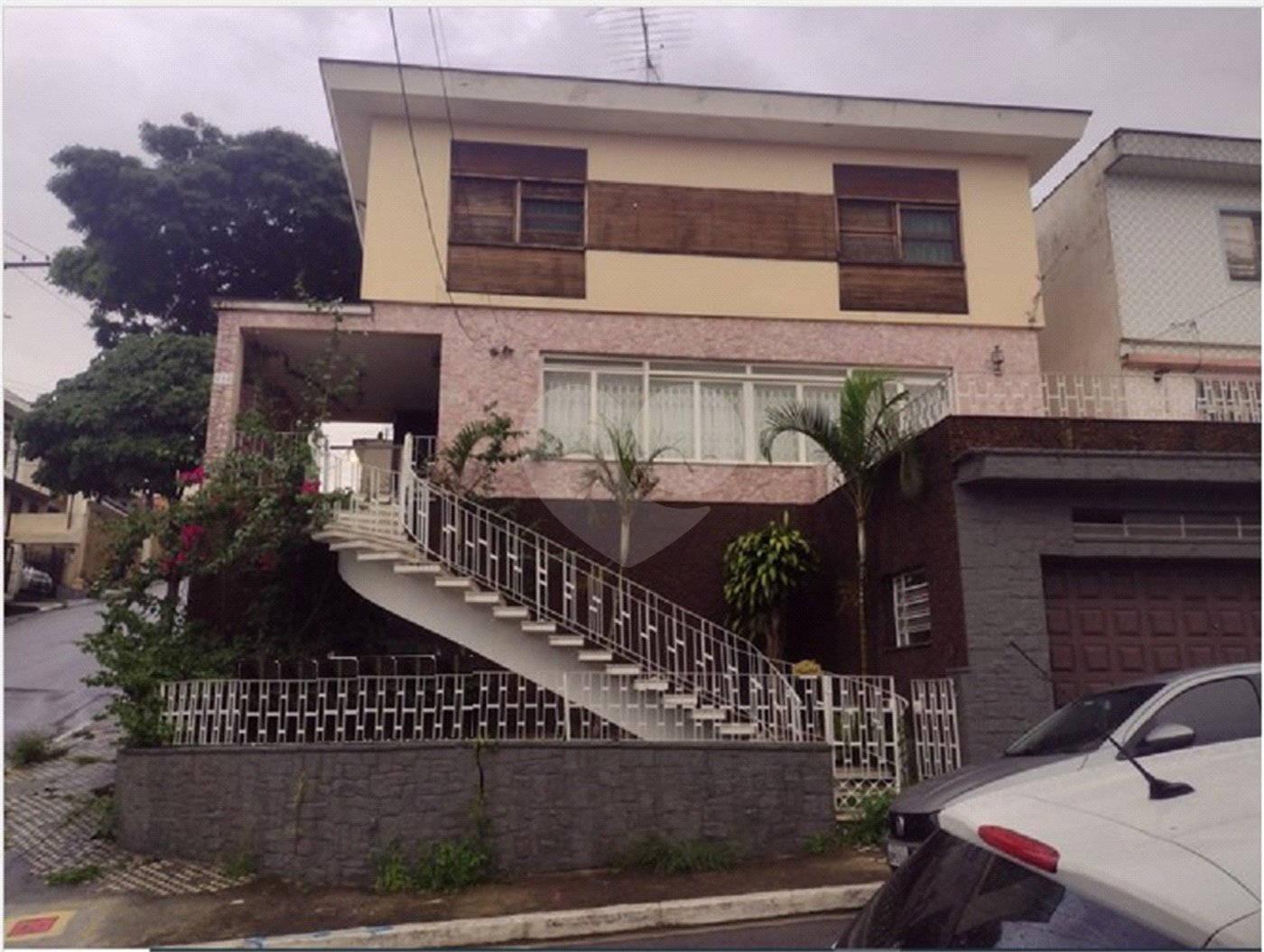 Sobrado à venda com 6 quartos, sendo 1 suíte, em Vila Medeiros, São Paulo, SP