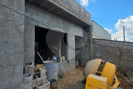 Casa à venda com 2 quartos, sendo 1 suíte, em Santa Cândida, Vinhedo, SP