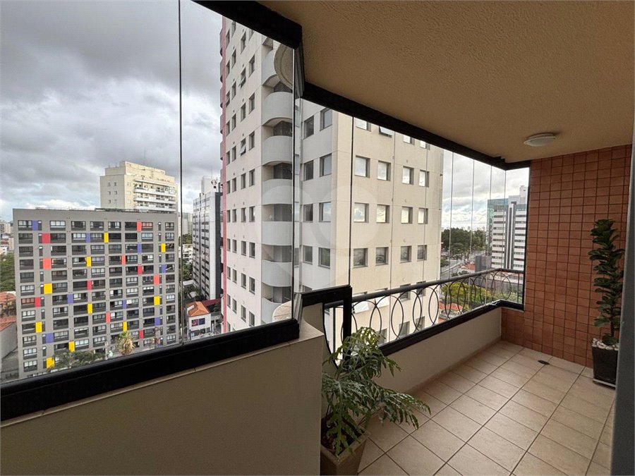 Apartamento à venda com 3 quartos, sendo 1 suíte, em Planalto Paulista, São Paulo, SP