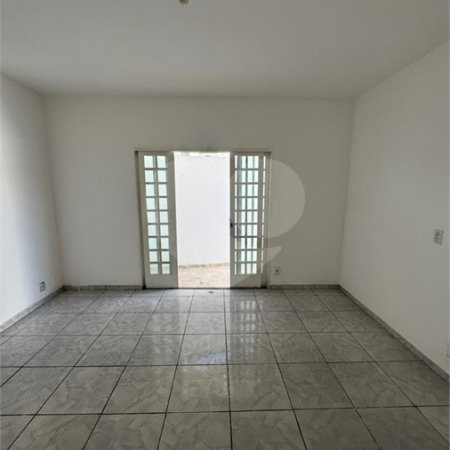 Casa Térrea à venda ou para alugar com 1 quarto em Campo Grande, Rio de Janeiro, RJ