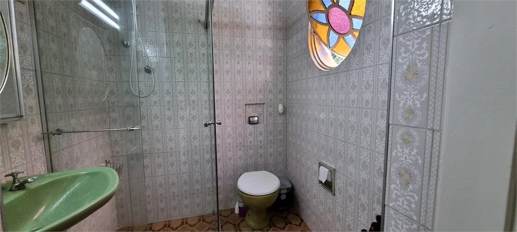 Sobrado à venda com 4 quartos, sendo 1 suíte, em Água Branca, São Paulo, SP