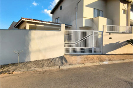 Casa à venda com 3 quartos em Santa Cândida, Vinhedo, SP