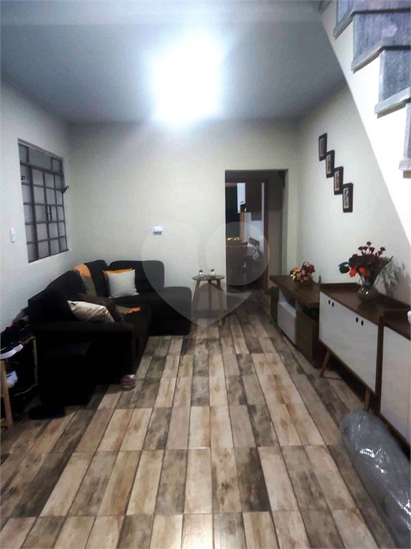 Sobrado à venda com 4 quartos em Jardim Japão, São Paulo, SP