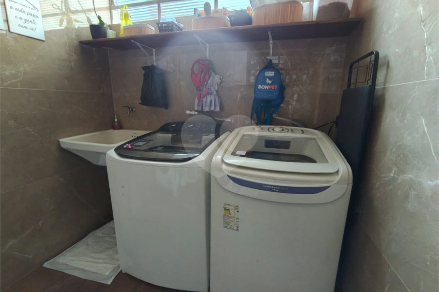 Sobrado à venda com 5 suítes em Butantã, São Paulo, SP