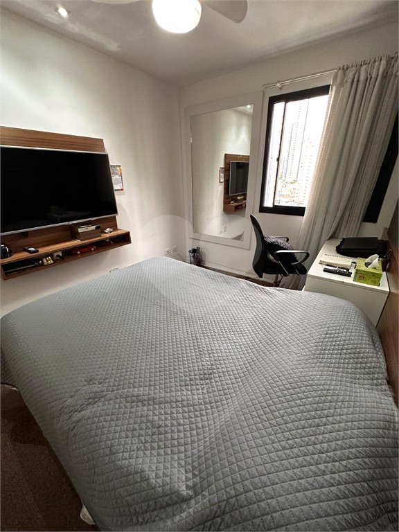 Apartamento à venda com 3 quartos, sendo 1 suíte, em Vila Regente Feijó, São Paulo, SP