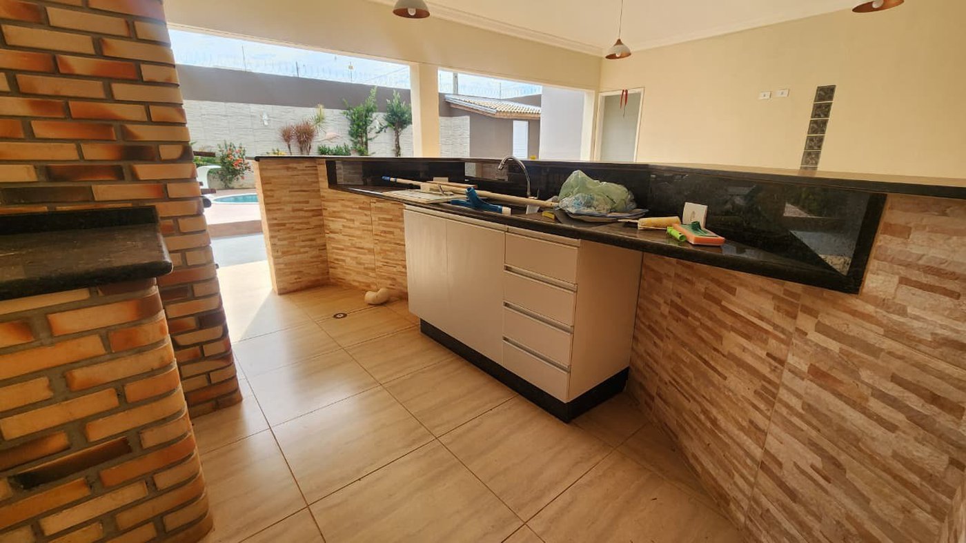 Casa à venda com 3 quartos em Jardim dos Ipes, Três Lagoas, MS