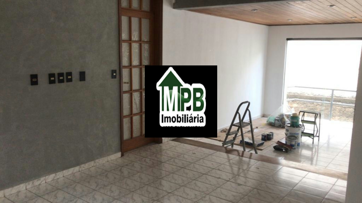 Sobrado à venda com 3 quartos, sendo 1 suíte, em Vila Carvalho, Sorocaba, SP