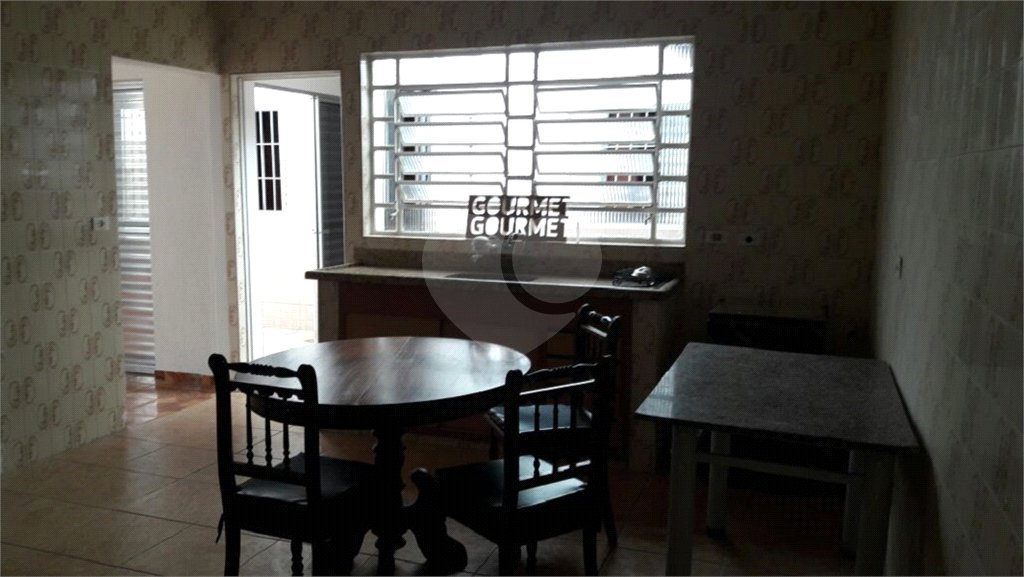 Casa Térrea à venda ou para alugar com 4 quartos, sendo 1 suíte, em Jardim Aeroporto, São Paulo, SP