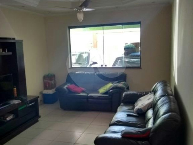 Sobrado à venda com 3 quartos, sendo 1 suíte,  em Pirituba, São Paulo, SP