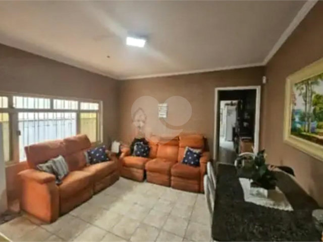 Casa Térrea à venda com 2 quartos em Vila Constança, São Paulo, SP