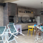 Casa à venda ou para alugar com 3 suítes no condomínio Sausalito, Mairiporã - SP
