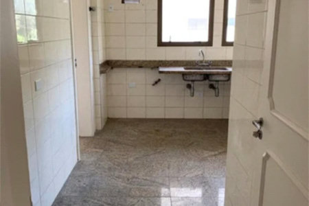 Apartamento à venda com 3 suítes em Vila Suzana, São Paulo, SP
