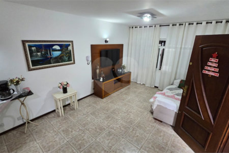 Casa à venda com 3 quartos, sendo 1 suíte, em Vila Maria Eugenia, São Paulo, SP