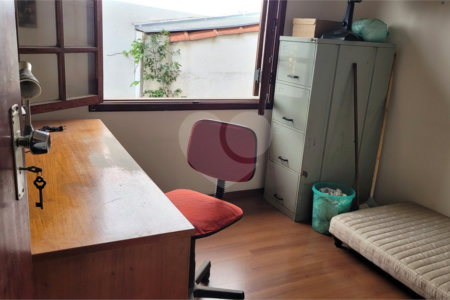 Casa à venda com 3 quartos, sendo 1 suíte, em Vila Tiradentes, São Paulo, SP