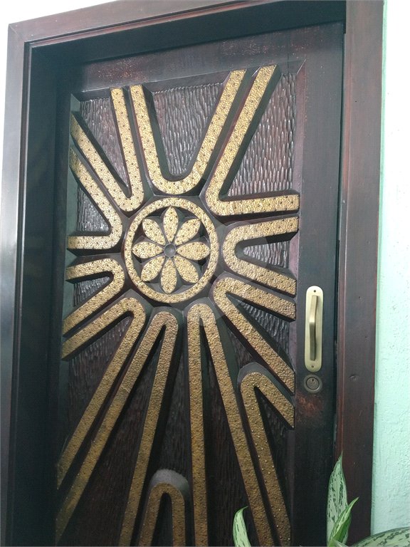 Sobrado à venda com 4 quartos, sendo 1 suíte,  em Parque dos Príncipes, São Paulo, SP