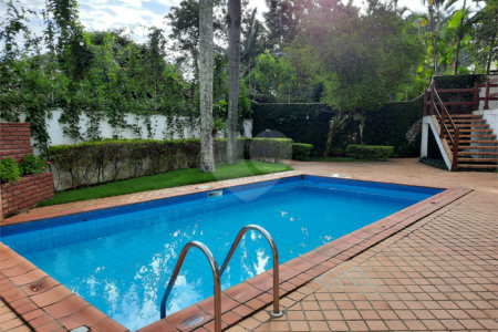 Casa à venda com 6 quartos, sendo 3 suítes, em Morumbi, São Paulo, SP