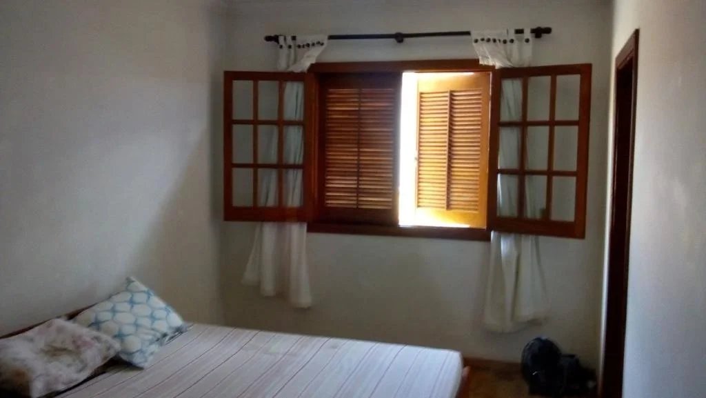 Sobrado à venda com 5 quartos, sendo 1 suíte, em Lapa de Baixo, São Paulo, SP