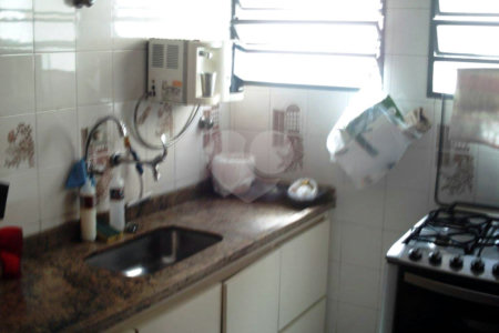 Casa à venda com 4 quartos, sendo 2 suítes, em Jardim Pinheiros, São Paulo, SP
