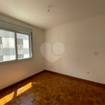 Apartamento à venda com 3 quartos, sendo 1 suíte, em Itaim Bibi, São Paulo, SP